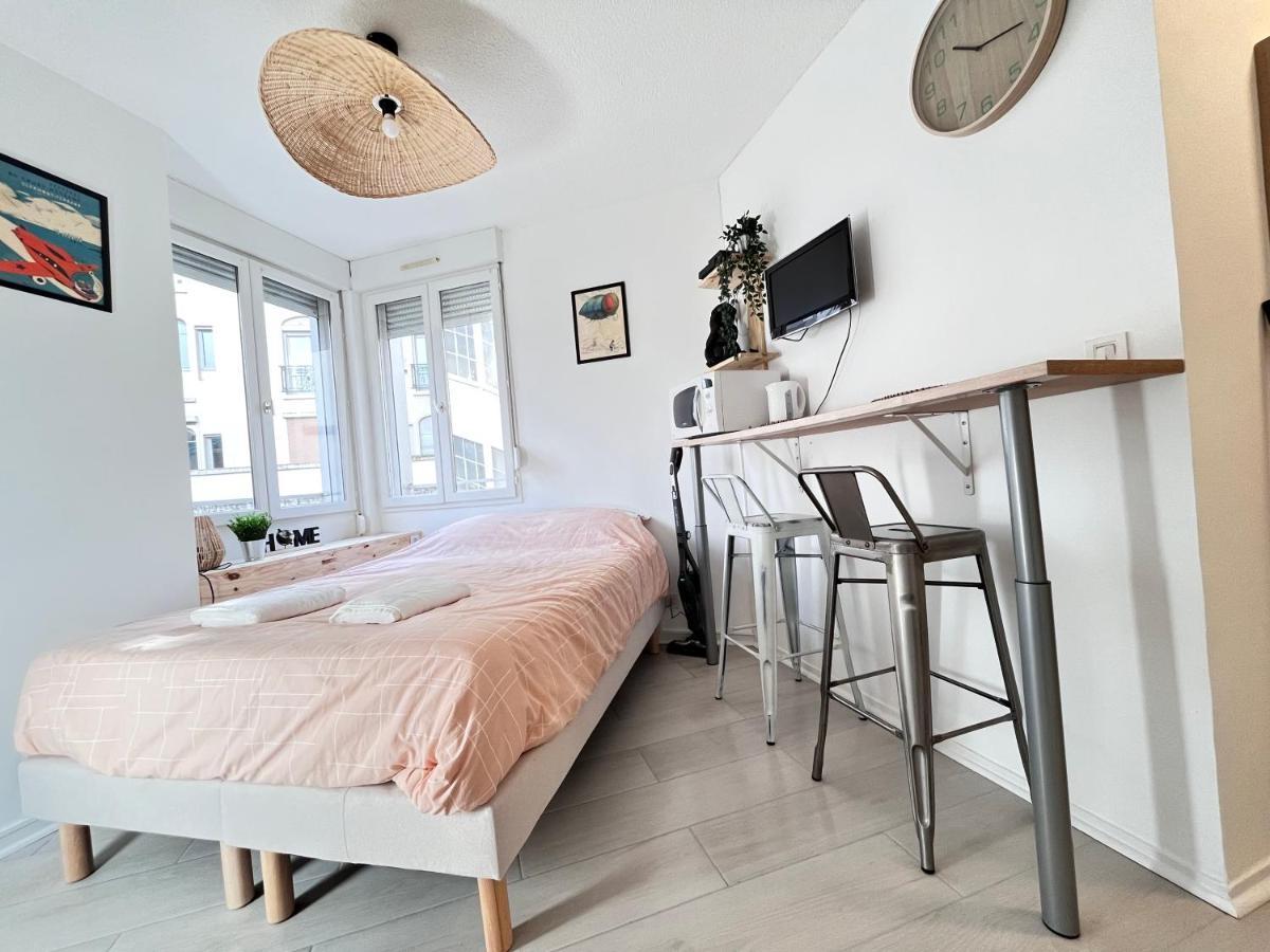 Le Tressous - Studio Sur Place De Jaude Prefecture แคลร์มงต์-แฟร์รองด์ ภายนอก รูปภาพ